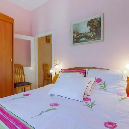 Apartment With A Parking Space Losinj, Losinj - 20930