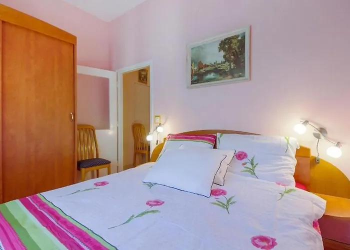 Appartamento With A Parking Space Losinj, Losinj - 20930